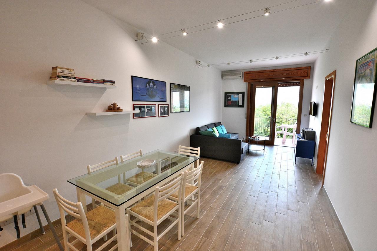 Residenza Candor With Pool Malcesine Exterior photo